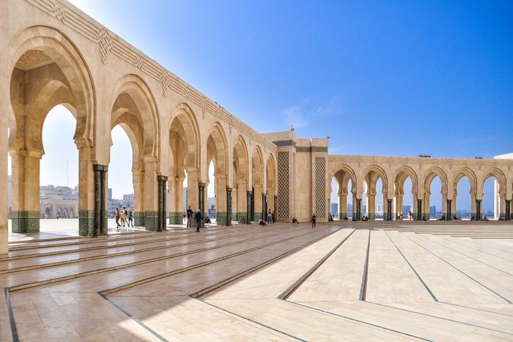 Casablanca - Mešita Hassana II. a její arkádová galerie