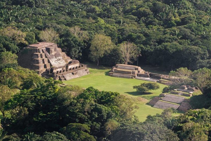 Belize City - Letecký pohled na Altun Ha