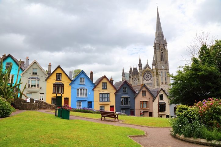 Cobh (Cork) - Barevné domy „Deck of Cards“