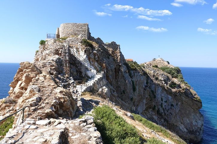 Skiathos - Ruiny Kastro