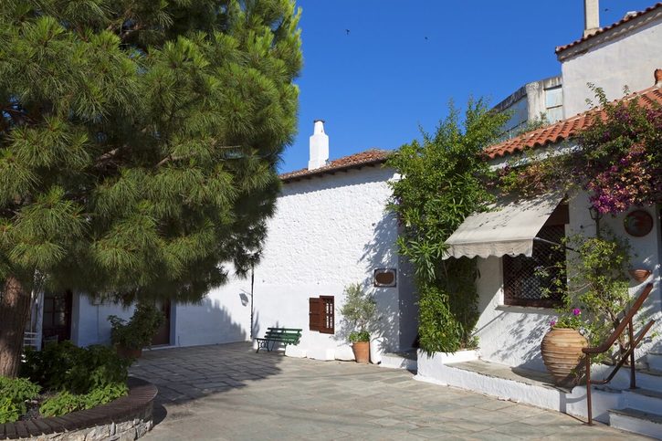 Skiathos - Tradiční ulice a domy