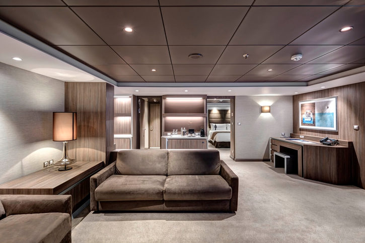 MSC Yacht Club Apartmá Royal Suite (YC3), obývací část - MSC Meraviglia
