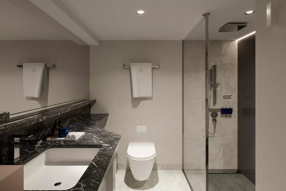 Premier Penthouse (PP), koupelna - Explora III